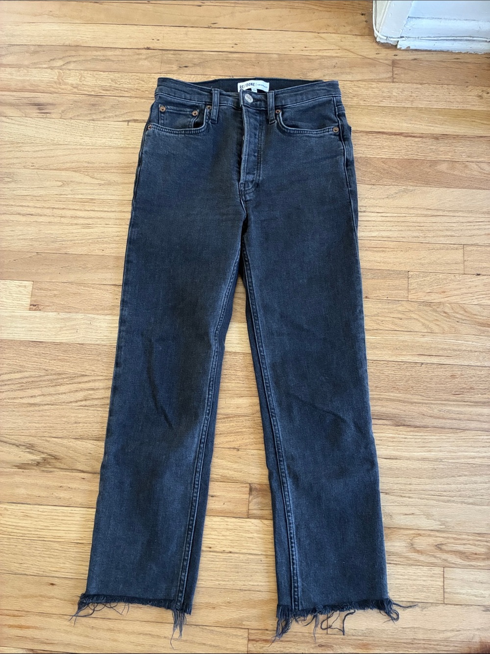 Re/done women’s Straight-Leg Black Jeans with Frayed Hem size 25
